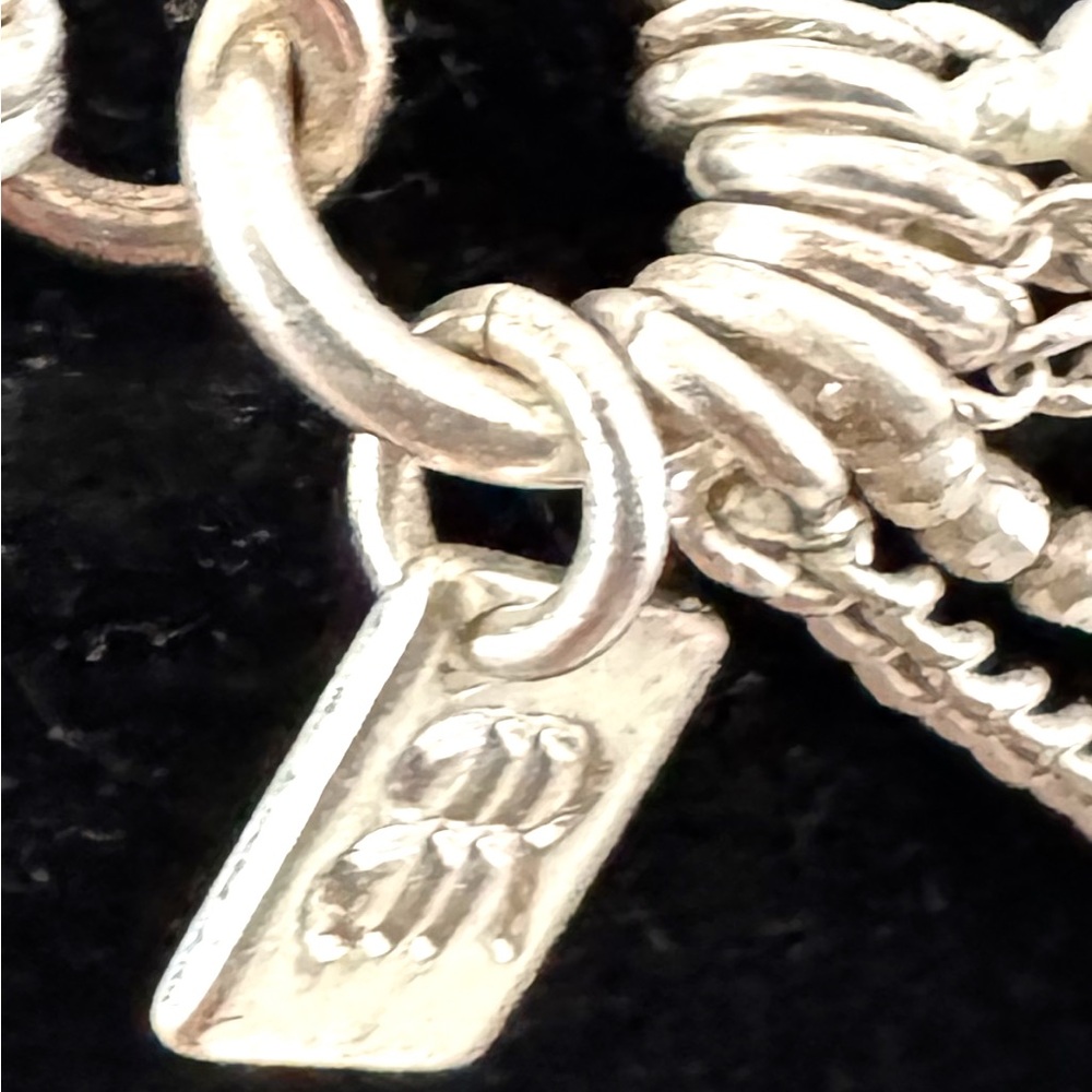 NWOT Vibtage Banana Republic Six Strand Silver Tone Necklace - Picture 4 of 6